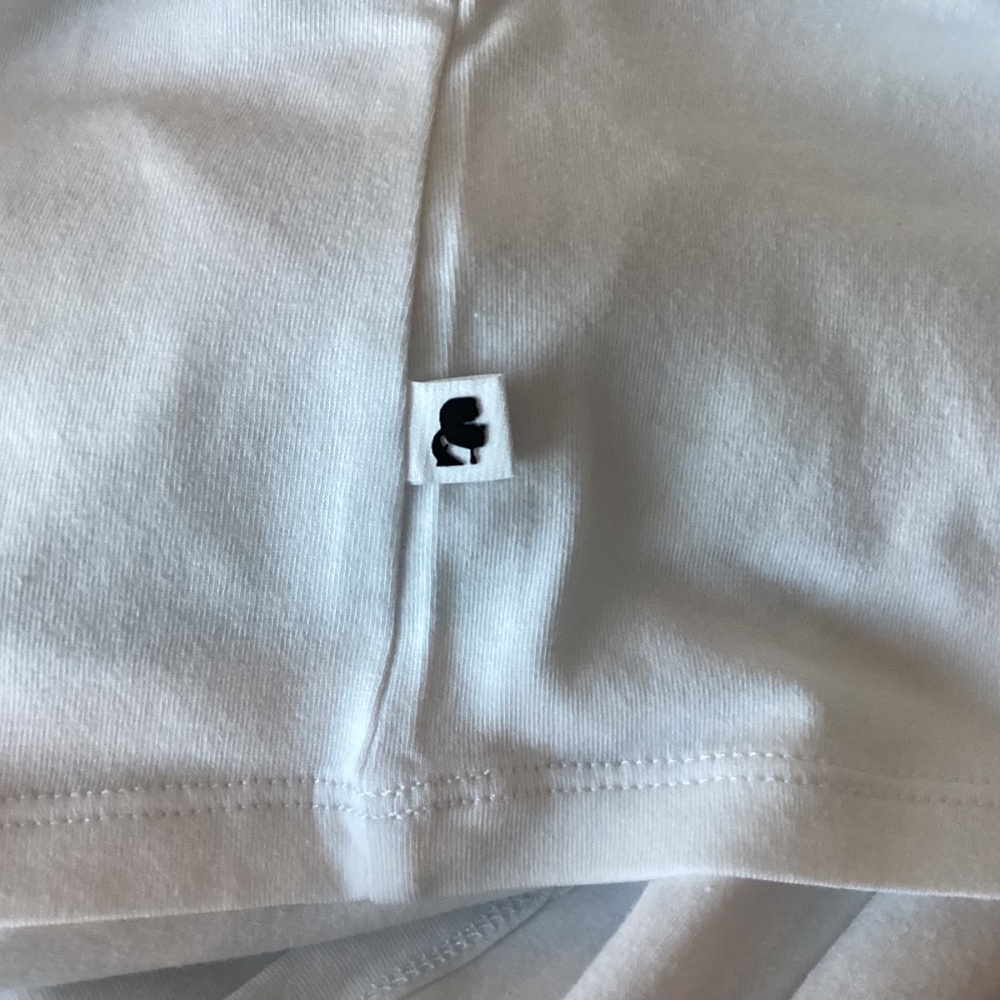 KARL LAGERFELD PARIS Plus Size Paris Logo Short Sleeve T-Shirt, size 2X - Picture 10 of 12
